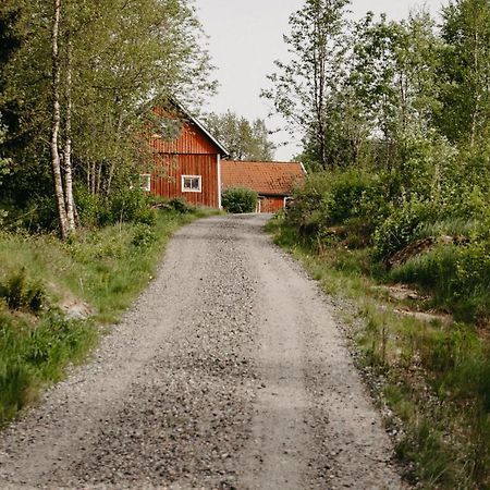 En Lantlig Idyll Med Skogen Precis Utanfoer Doerren! Villa อุลลาเรียด ภายนอก รูปภาพ