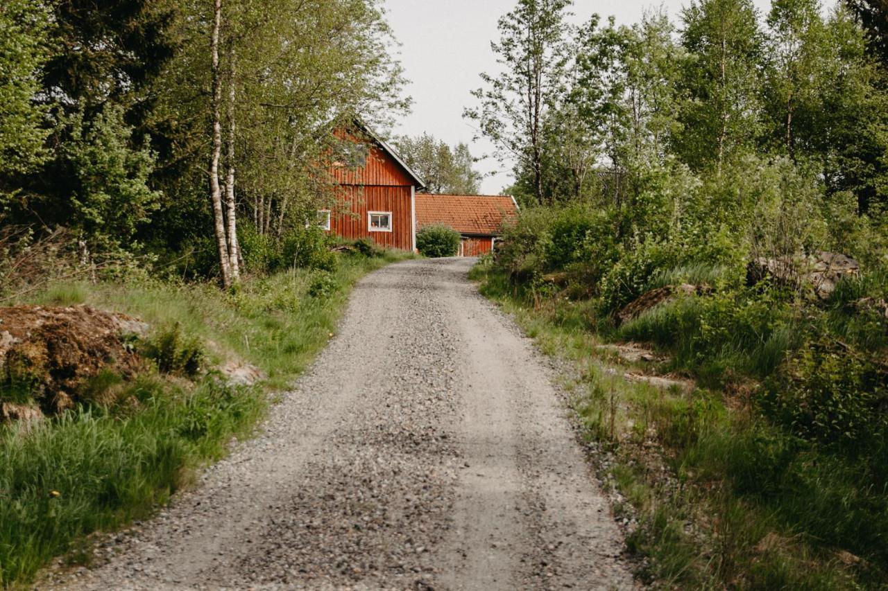 En Lantlig Idyll Med Skogen Precis Utanfoer Doerren! Villa อุลลาเรียด ภายนอก รูปภาพ